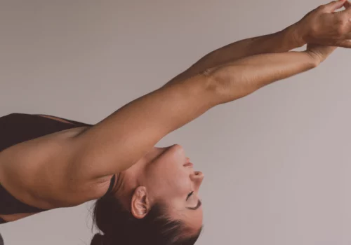 yoga-osteopathie-pratiques-complementaires